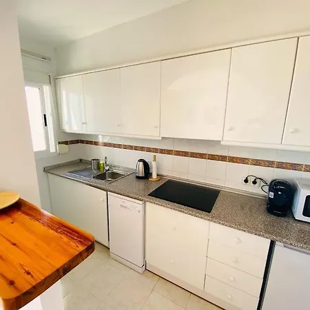 Apartment Tucan - Imperial Park - Sea View, 6 Pools, Terrace *