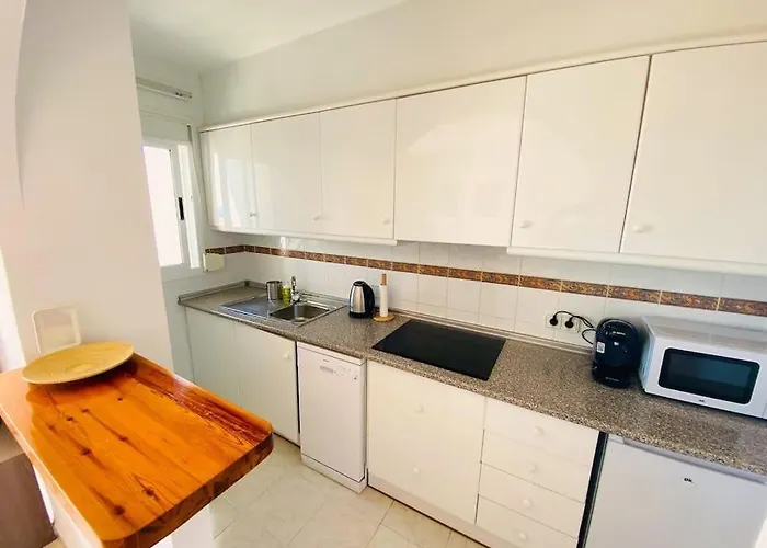 Appartamento Tucan - Imperial Park - Sea View, 6 Pools, Terrace *