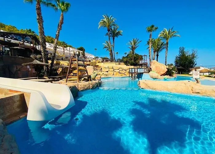 Appartamento Tucan - Imperial Park - Sea View, 6 Pools, Terrace